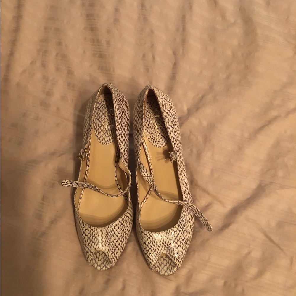 Cole Haan open toe pump shoes
